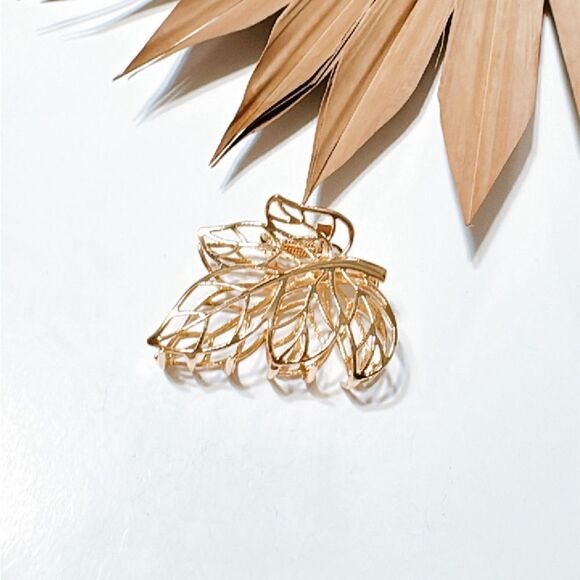 Gold leaf hair clips S754 - Picture 2 of 3